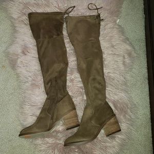 NWOT Steve Madden over the knee boots